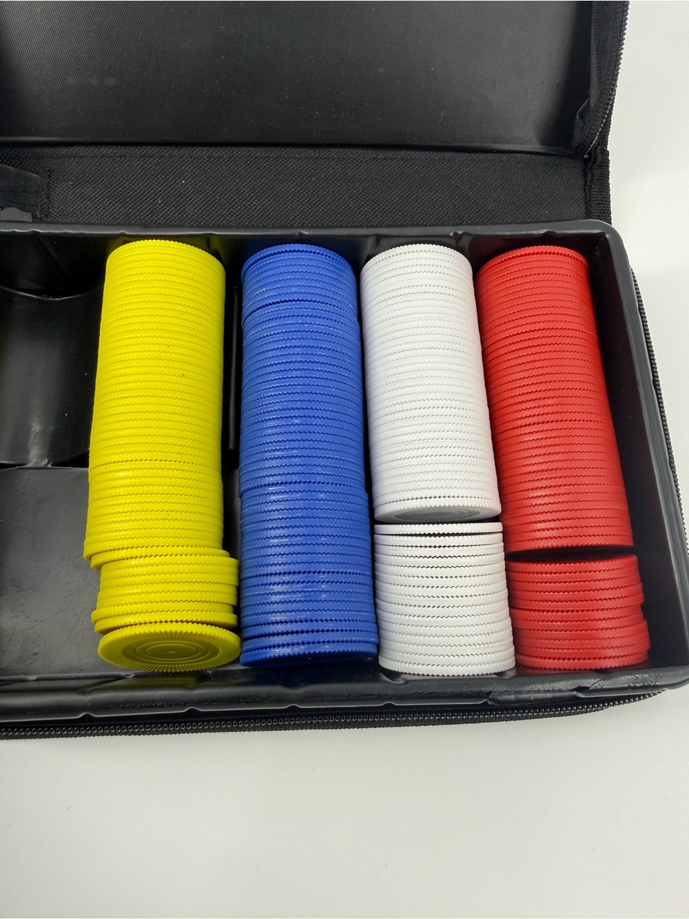 Poker chip Set - Yellow, Blue, White, Red Storage Set
